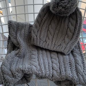 Knitted cowl scarf and Pom Pom hat set